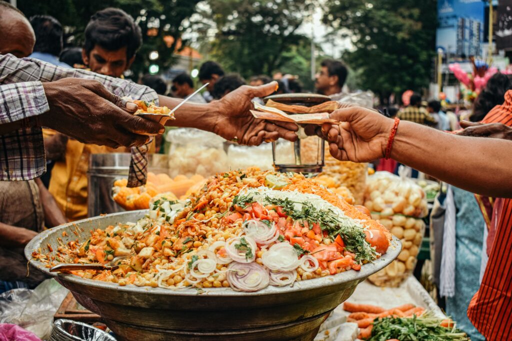 Street Foods in Tank Bund – Best Food Stalls & Must-Try Snacks Street Food in Tank Bund vendors near Hussain Sagar